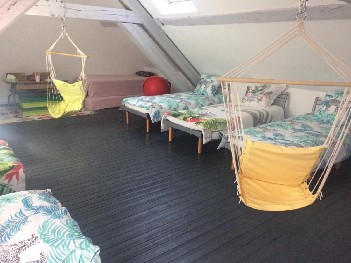 Ecole De La Route Bleue Bed & Breakfast Moiry Ruang foto