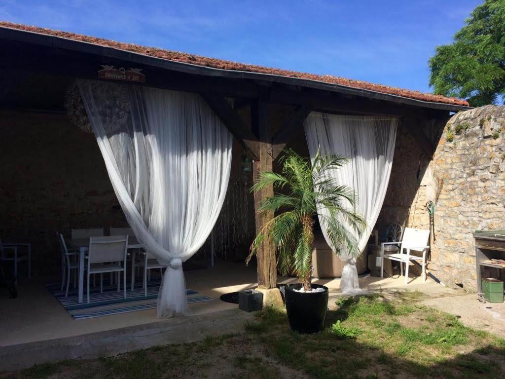 Ecole De La Route Bleue Bed & Breakfast Moiry Bagian luar foto